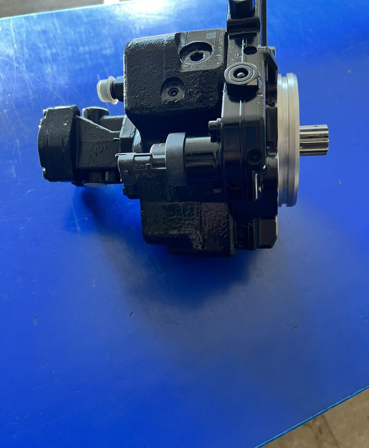 Bosch 2023 MAN Tgx-Tgs-Tga - Bomba de combustible para Camión: foto 3 Bosch 2023 MAN Tgx-Tgs-Tga - Bomba de combustible para Camión: foto 3