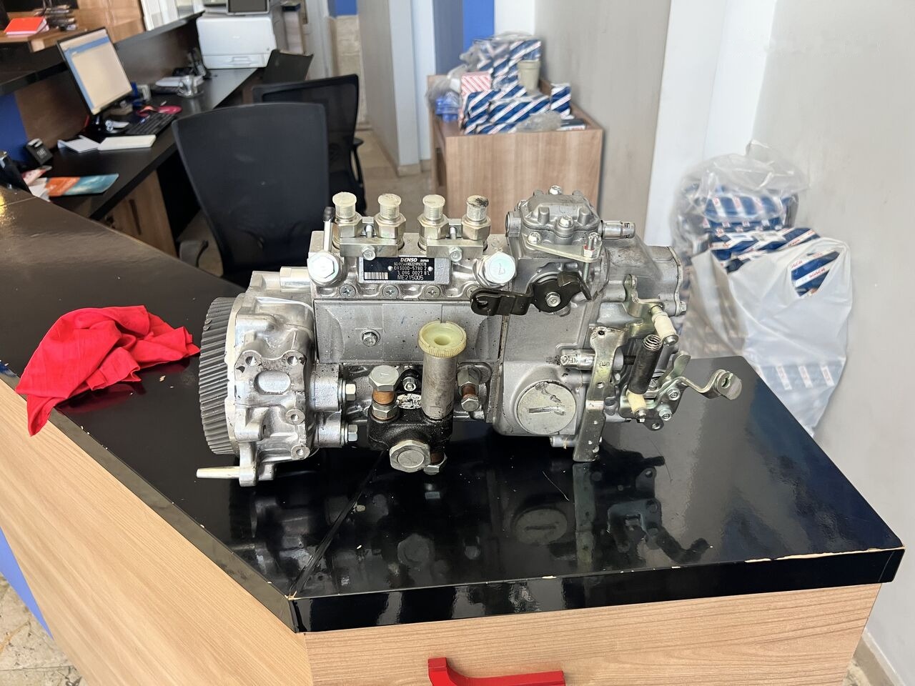 Bosch Denso Mitsubishi 20000-2023 - Bomba de combustible para Camión: foto 5 Bosch Denso Mitsubishi 20000-2023 - Bomba de combustible para Camión: foto 5