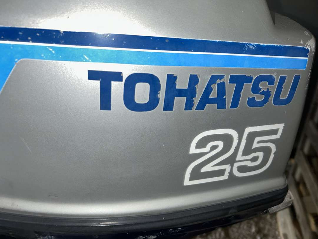 1993 Båtmotor Tohatsu 25 hk - Herramienta/ Equipo: foto 5 1993 Båtmotor Tohatsu 25 hk - Herramienta/ Equipo: foto 5