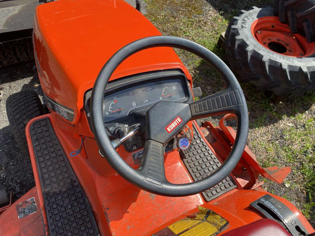 Cortacésped 2000 Kubota G1700//Sitteklipper med feier og oppsamler: foto 9 Cortacésped 2000 Kubota G1700//Sitteklipper med feier og oppsamler: foto 9