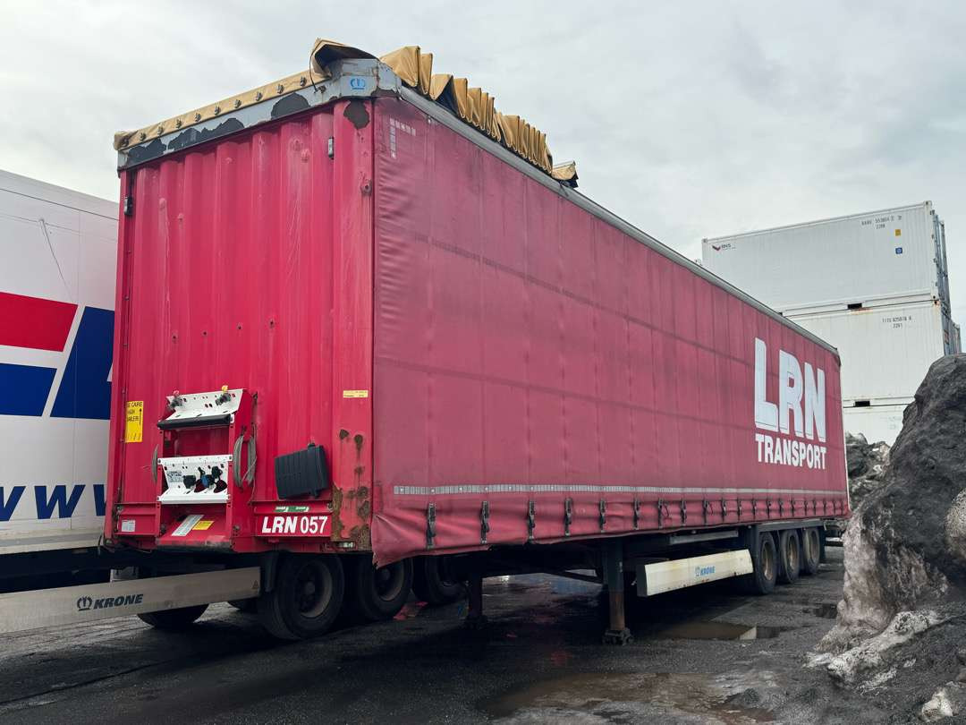 2015 KRONE Profi Liner / MEGA / Curtain / Lifting roof - Remolque: foto 1 2015 KRONE Profi Liner / MEGA / Curtain / Lifting roof - Remolque: foto 1