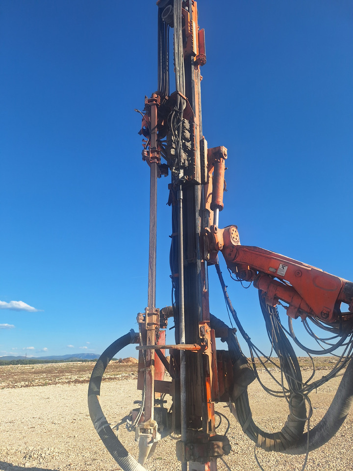 Perforadora TAMROCK Pantera 1100: foto 8 Perforadora TAMROCK Pantera 1100: foto 8