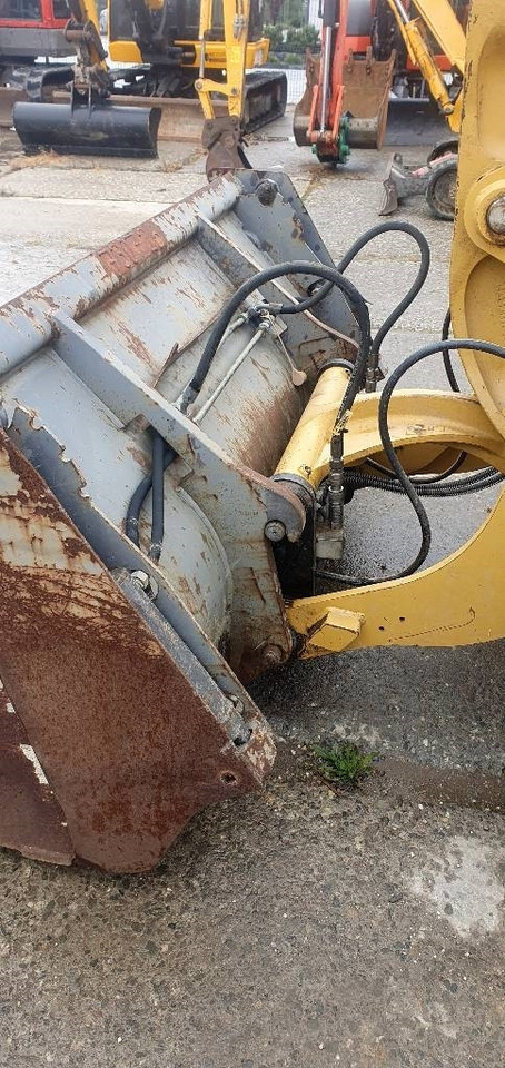 CAT 906M - Cargadora de ruedas: foto 2 CAT 906M - Cargadora de ruedas: foto 2