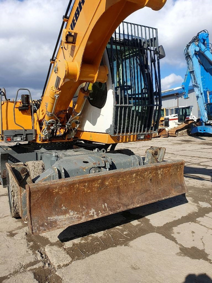 Leasing de Liebherr A 316 Litronic  Liebherr A 316 Litronic: foto 6