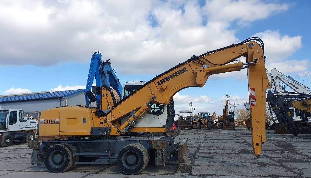 Liebherr A 316 Litronic - Manipulador de materiales: foto 5 Liebherr A 316 Litronic - Manipulador de materiales: foto 5