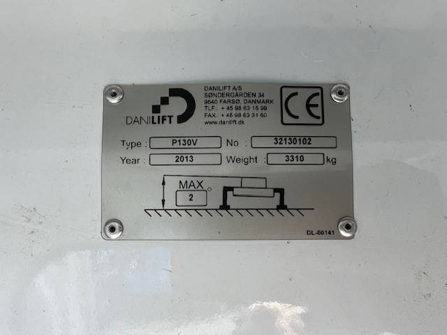 Camión con plataforma elevadora Palfinger P 130 V | 2013: foto 12