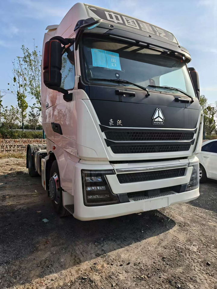 HOWO Tractor - Cabeza tractora: foto 3 HOWO Tractor - Cabeza tractora: foto 3