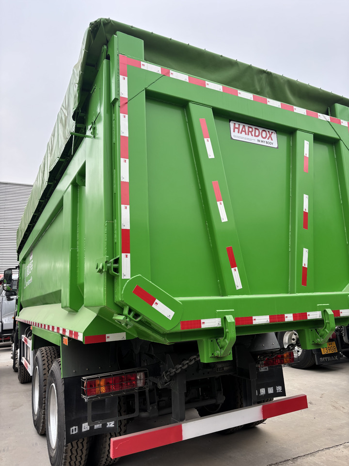 Camión volquete nuevo SINOTRUCK HOWO: foto 6