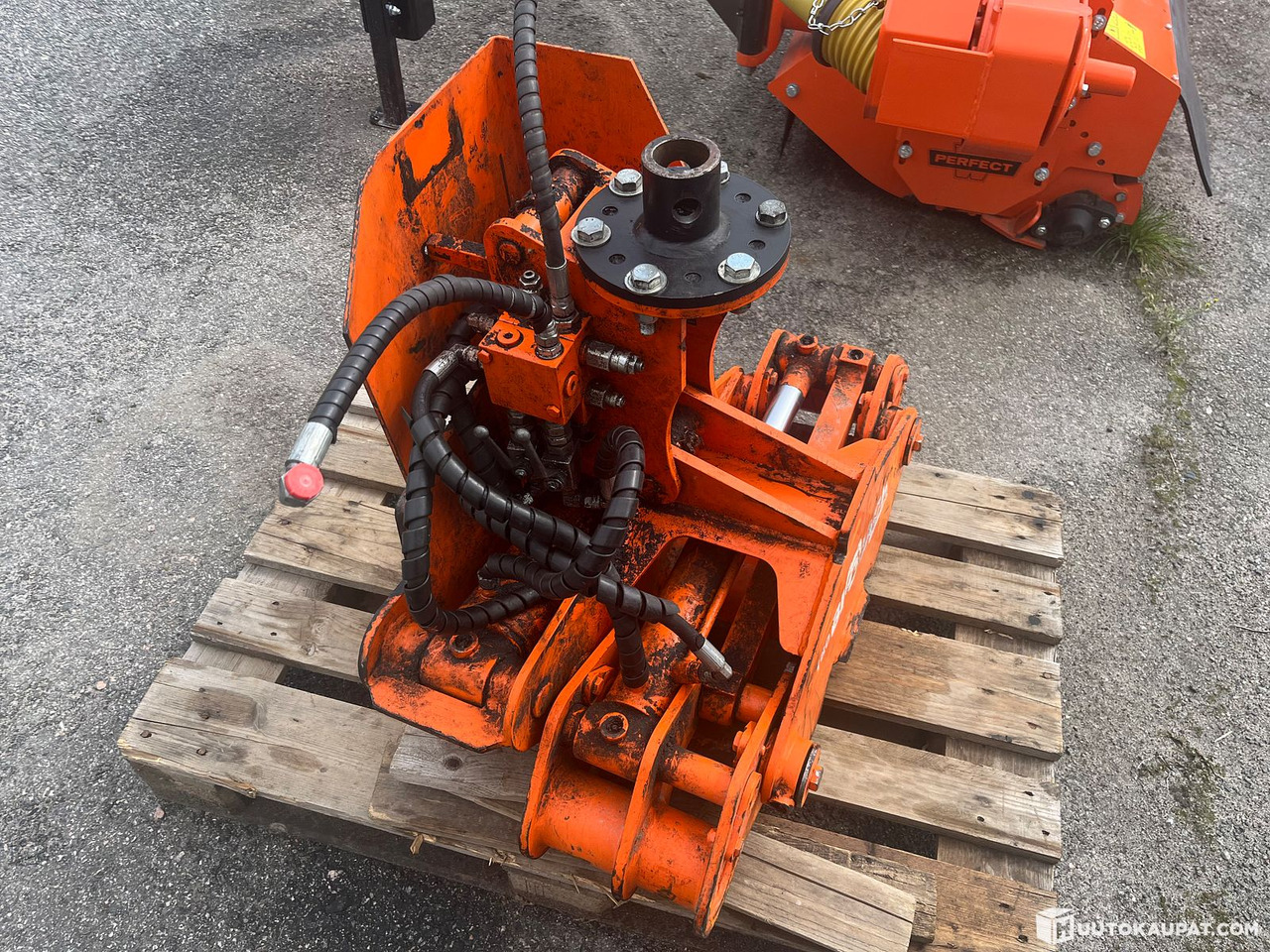 Biojack, energy wood grapple, 2013, Salo - Pinza de manipulación: foto 3 Biojack, energy wood grapple, 2013, Salo - Pinza de manipulación: foto 3