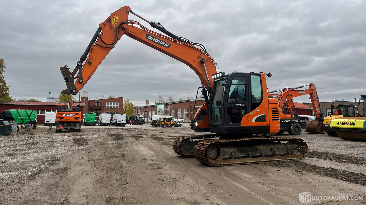 Doosan DX140LCR-5, 2020, telakaivinkone, Vantaa - Excavadora de cadenas: foto 1 Doosan DX140LCR-5, 2020, telakaivinkone, Vantaa - Excavadora de cadenas: foto 1