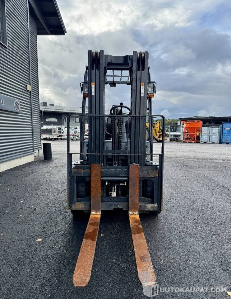 Doosan G 35 C-5, 2009, 3 870 h Kaasutrukki, Lieto - Carretilla elevadora de gas: foto 3 Doosan G 35 C-5, 2009, 3 870 h Kaasutrukki, Lieto - Carretilla elevadora de gas: foto 3