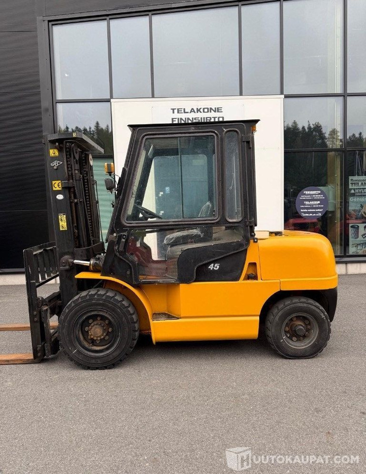 Hangcha CPCD45HW19 Trukki, Lempäälä - Carretilla elevadora eléctrica: foto 2 Hangcha CPCD45HW19 Trukki, Lempäälä - Carretilla elevadora eléctrica: foto 2