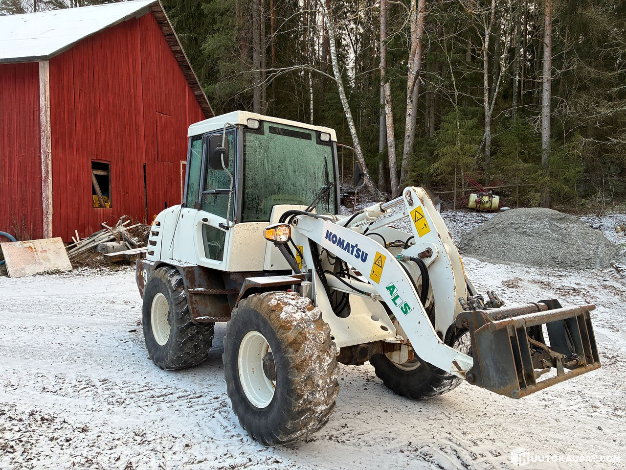 Komatsu WA 75-3, 2001 wheel loader, Pälkäne - Cargadora de ruedas: foto 1 Komatsu WA 75-3, 2001 wheel loader, Pälkäne - Cargadora de ruedas: foto 1