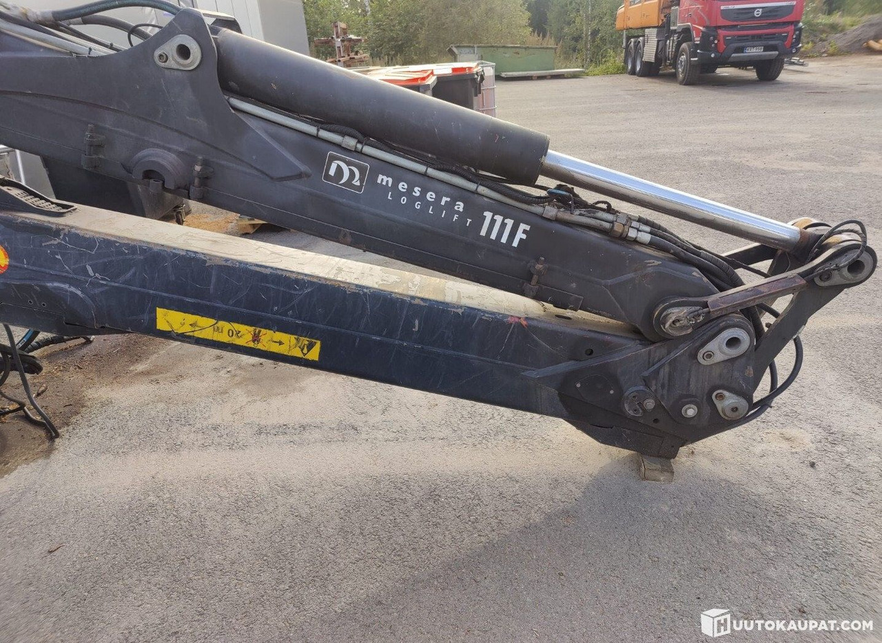 Loglift Mesera / Loglift F111FT Electrically operated log loader crane, 2011, 9,000 h, Hämeenlinna - Grúa para camión: foto 5 Loglift Mesera / Loglift F111FT Electrically operated log loader crane, 2011, 9,000 h, Hämeenlinna - Grúa para camión: foto 5