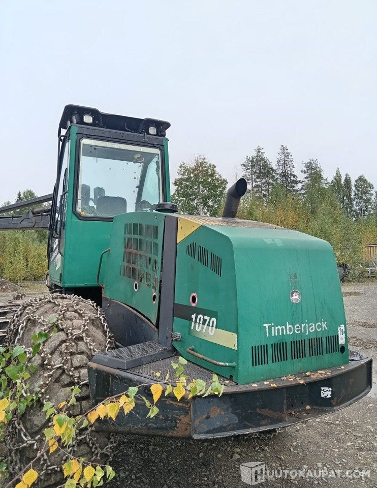 Timberjack 1070 A, 2002, Diesel, 39 800 h Harvesteri, Leppävirta - Maquinaria forestal: foto 4 Timberjack 1070 A, 2002, Diesel, 39 800 h Harvesteri, Leppävirta - Maquinaria forestal: foto 4