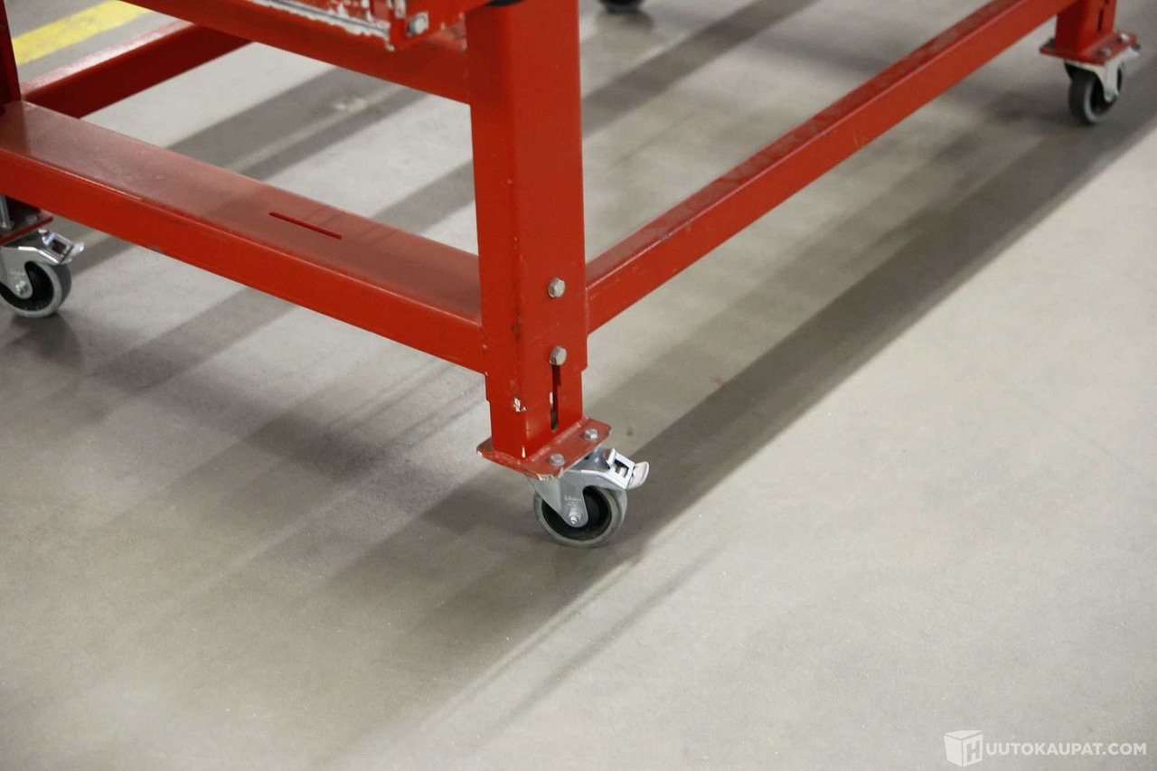 Moottoroitu, liikuteltava rullakuljetin, Ferroplan Oy. LGS6021, Vantaa - Transportador: foto 4 Moottoroitu, liikuteltava rullakuljetin, Ferroplan Oy. LGS6021, Vantaa - Transportador: foto 4