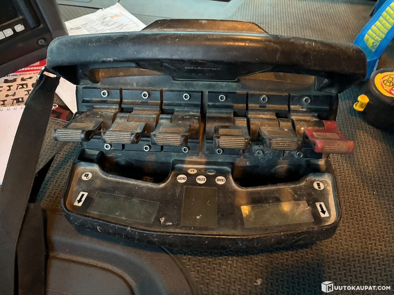 Camión caja abierta, Camión grúa Scania P320, 2016 truck + Hiab crane, Tampere: foto 18