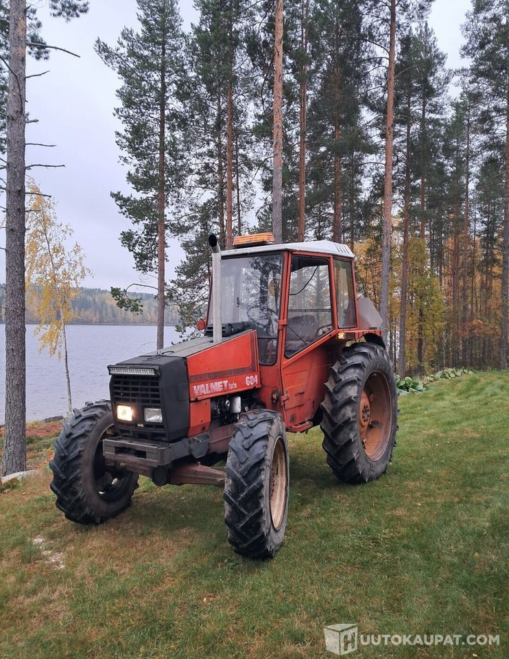Valmet 604, 1982, Diesel, 1 927 h, Juuka - Tractor: foto 1 Valmet 604, 1982, Diesel, 1 927 h, Juuka - Tractor: foto 1