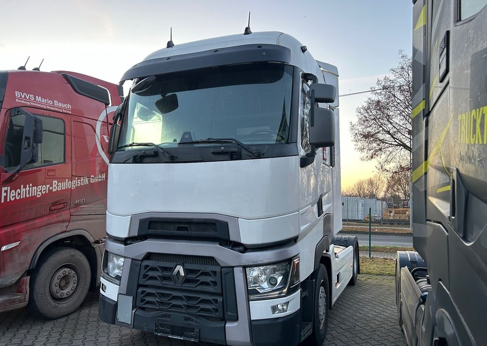 Renault HIGH GAMA T440 13l Volvo 2019 FULL SERWIS VIN: LD ! 13l STANDARD STANDARD / KLIMA POSTOJOWA / FULL OPCJA / T520 T480 / TOP STAN GAMA T - Cabeza tractora: foto 2 Renault HIGH GAMA T440 13l Volvo 2019 FULL SERWIS VIN: LD ! 13l STANDARD STANDARD / KLIMA POSTOJOWA / FULL OPCJA / T520 T480 / TOP STAN GAMA T - Cabeza tractora: foto 2