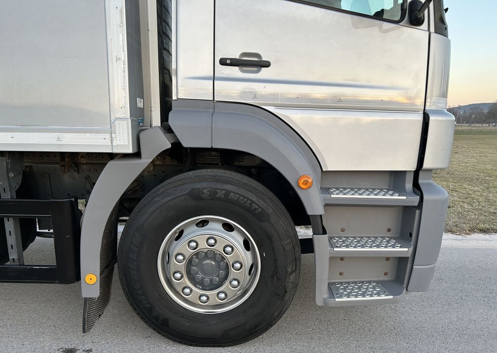 Camión frigorífico Mercedes-Benz Axor 1824 237000km !! TOP 8m 20 palet / z Niemiec / Euro 5 ! / agregat Carrier Supra 950: foto 17