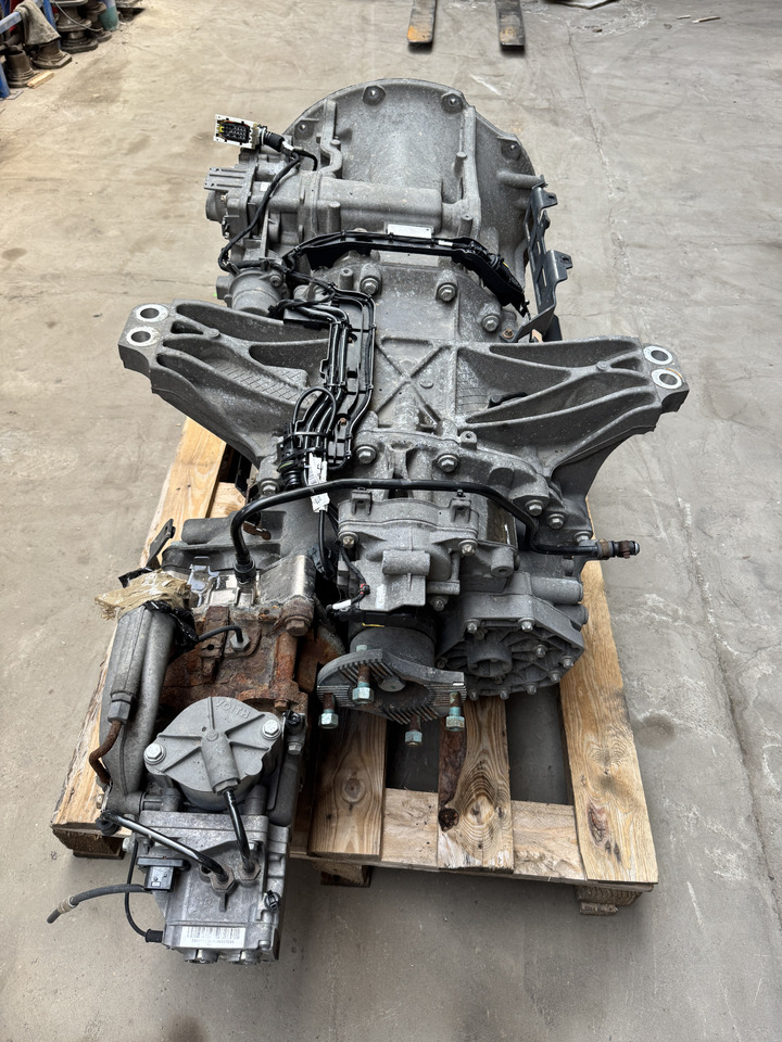 Mercedes-Benz Actros MP 4 G211-12 Mercedes-Benz Actros MP 4 truck - Caja de cambios para Camión: foto 5 Mercedes-Benz Actros MP 4 G211-12 Mercedes-Benz Actros MP 4 truck - Caja de cambios para Camión: foto 5