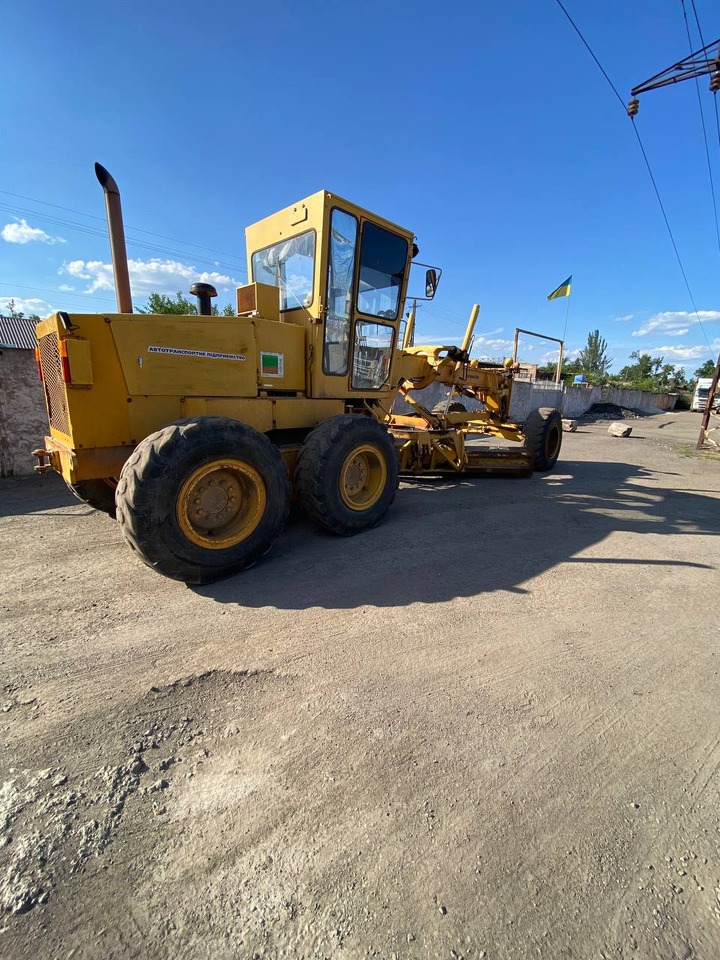 KOMATSU GD661А-1 - Grader: foto 2 KOMATSU GD661А-1 - Grader: foto 2