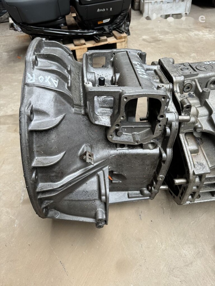 Mercedes-Benz AXOR G221-9 - Caja de cambios y piezas para Camión: foto 4 Mercedes-Benz AXOR G221-9 - Caja de cambios y piezas para Camión: foto 4