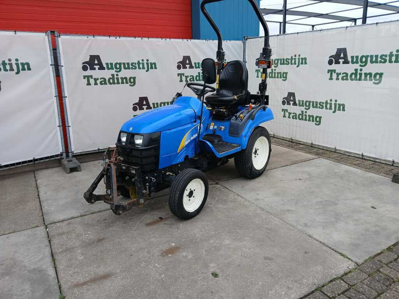 New Holland TC 21D - Mini tractor: foto 1 New Holland TC 21D - Mini tractor: foto 1