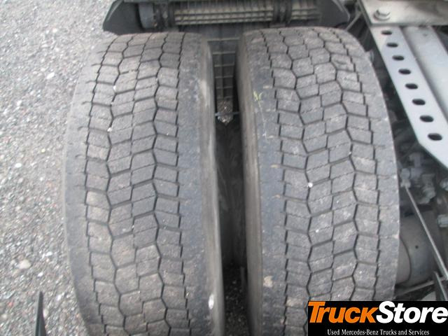 Mercedes-Benz Actros 1845 LS nRL - Cabeza tractora: foto 5 Mercedes-Benz Actros 1845 LS nRL - Cabeza tractora: foto 5