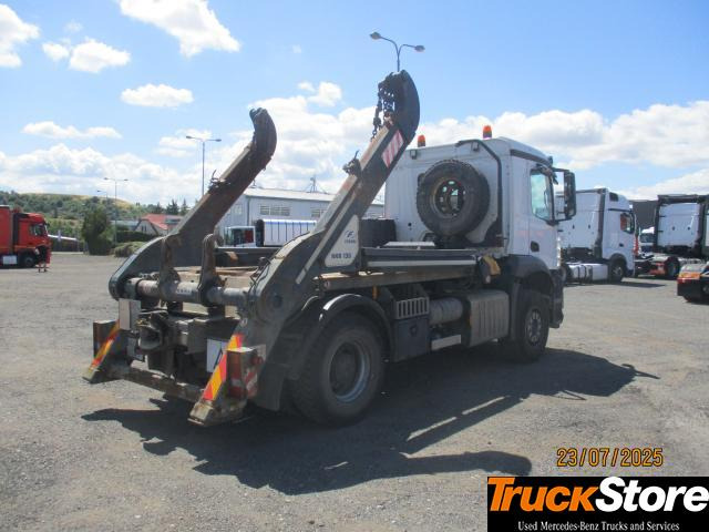 Mercedes-Benz Arocs 1846 LK - Camión portacontenedor de cadenas: foto 4 Mercedes-Benz Arocs 1846 LK - Camión portacontenedor de cadenas: foto 4