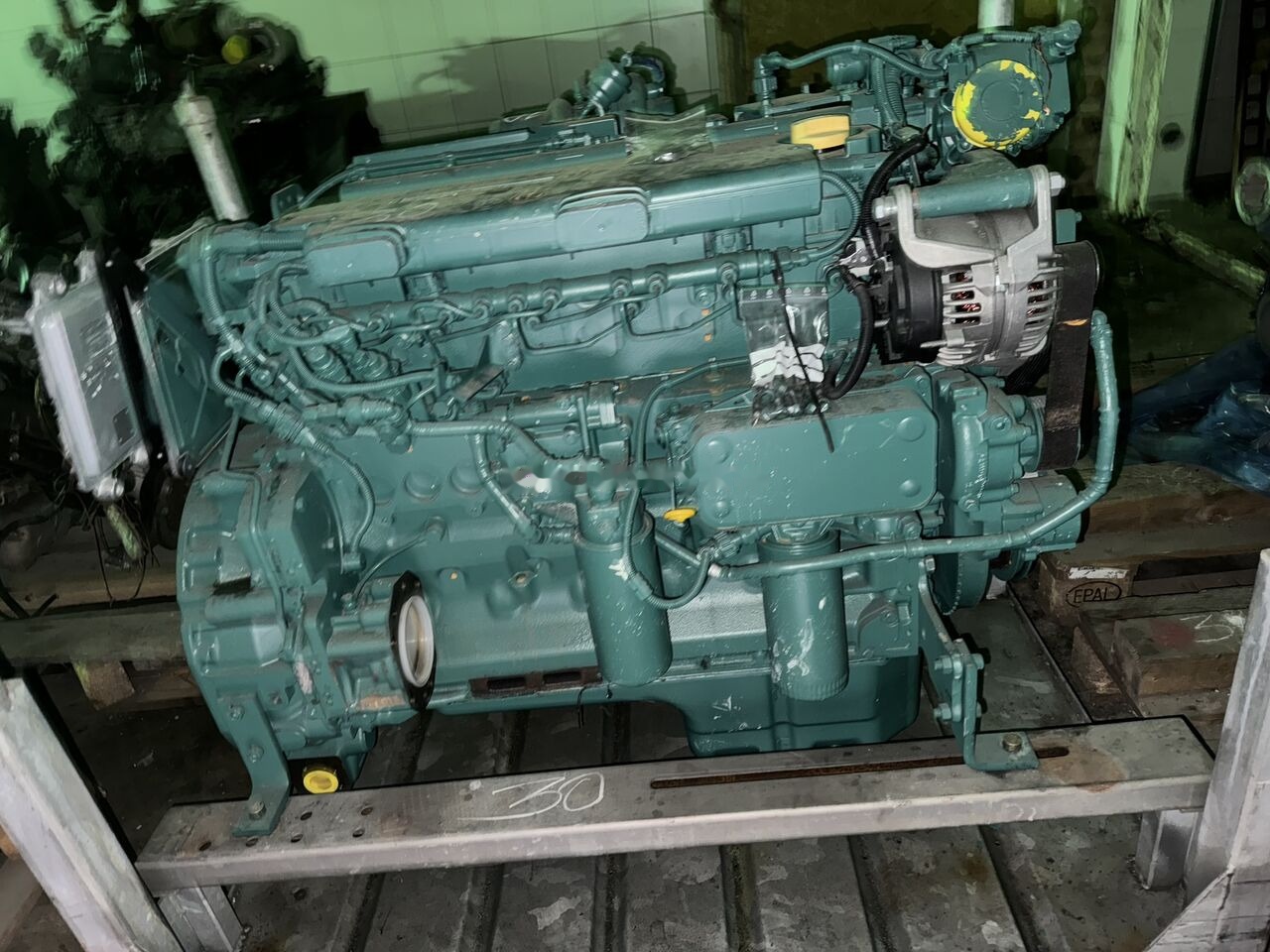Volvo D6J rok 2018 - Motor para Excavadora: foto 3 Volvo D6J rok 2018 - Motor para Excavadora: foto 3