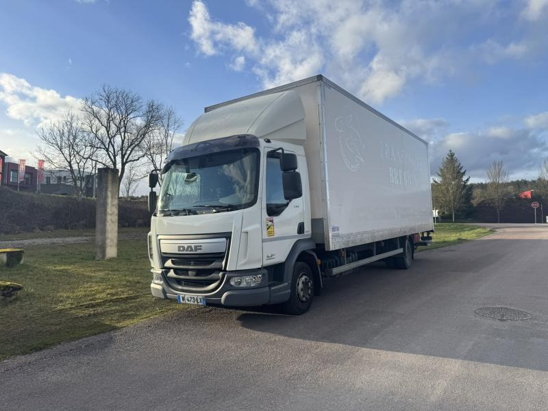 DAF LF 210 FA - Camión caja cerrada: foto 4 DAF LF 210 FA - Camión caja cerrada: foto 4