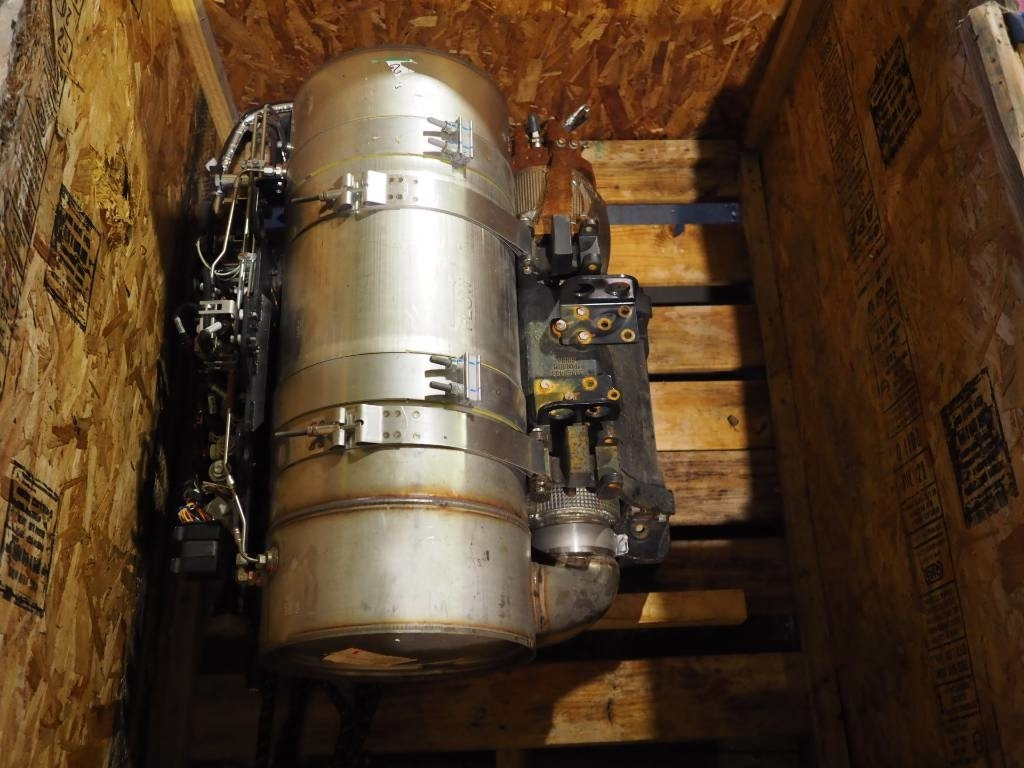 CAT Caterpillar C9.3 - Module AR-Clean Emission / DPF - Motor para Maquinaria de construcción: foto 2 CAT Caterpillar C9.3 - Module AR-Clean Emission / DPF - Motor para Maquinaria de construcción: foto 2