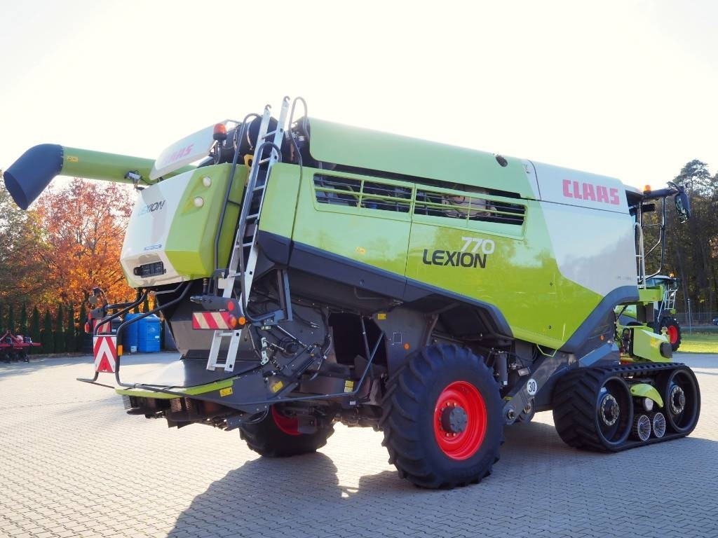 Claas Lexion 770TT 4x4 + V1200 - Cosechadora de granos: foto 3 Claas Lexion 770TT 4x4 + V1200 - Cosechadora de granos: foto 3