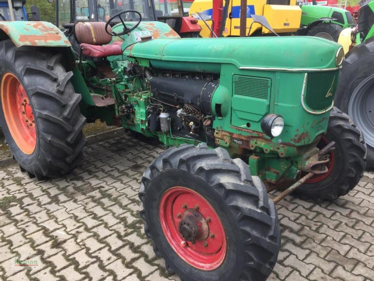 Deutz-Fahr 9005 A - Tractor: foto 1 Deutz-Fahr 9005 A - Tractor: foto 1