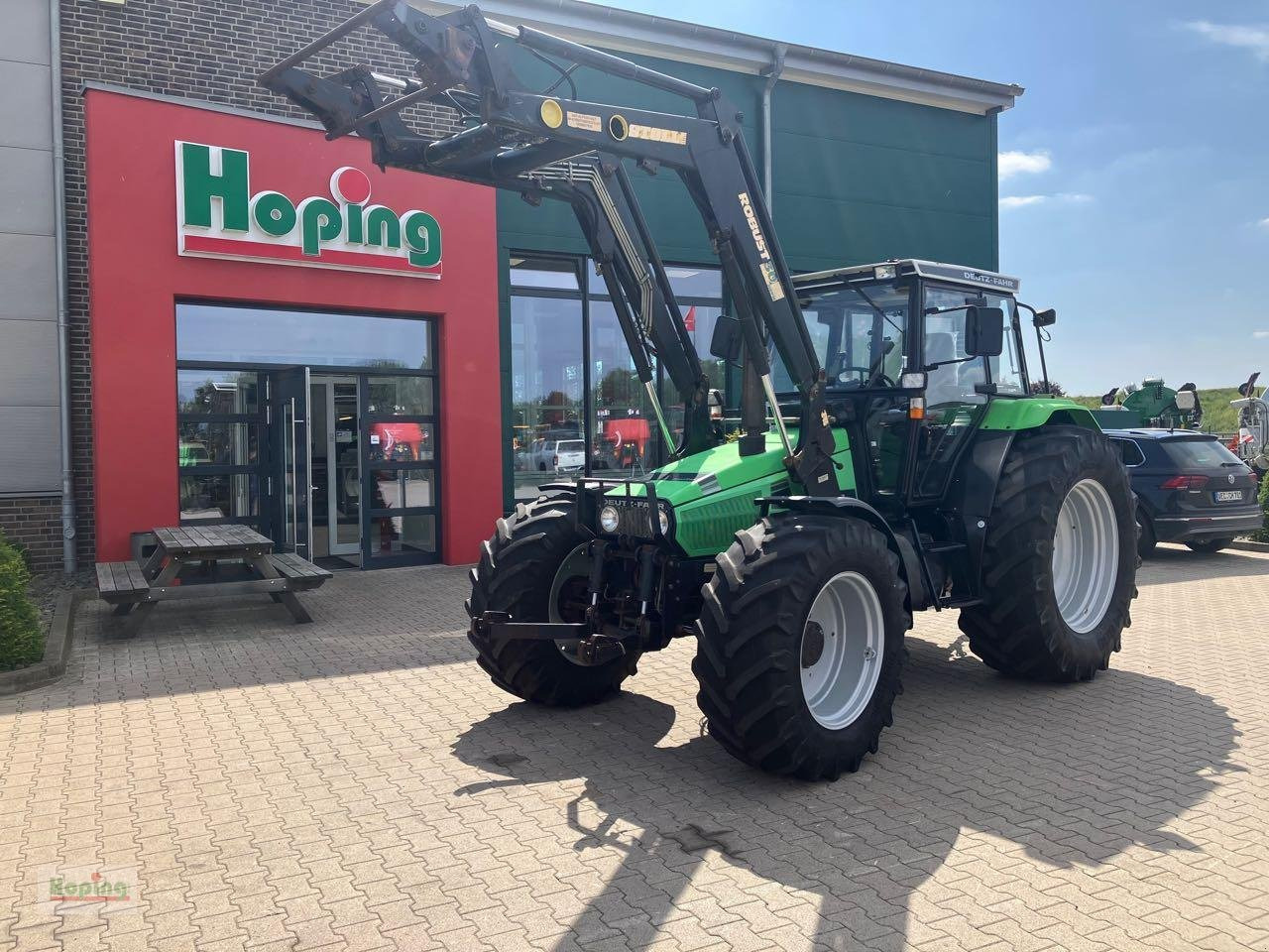 Deutz-Fahr DX 6.07 - Tractor: foto 1 Deutz-Fahr DX 6.07 - Tractor: foto 1