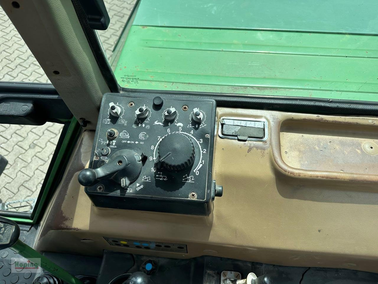 Tractor Fendt Favorit 614 LSA Turbomatik: foto 17 Tractor Fendt Favorit 614 LSA Turbomatik: foto 17