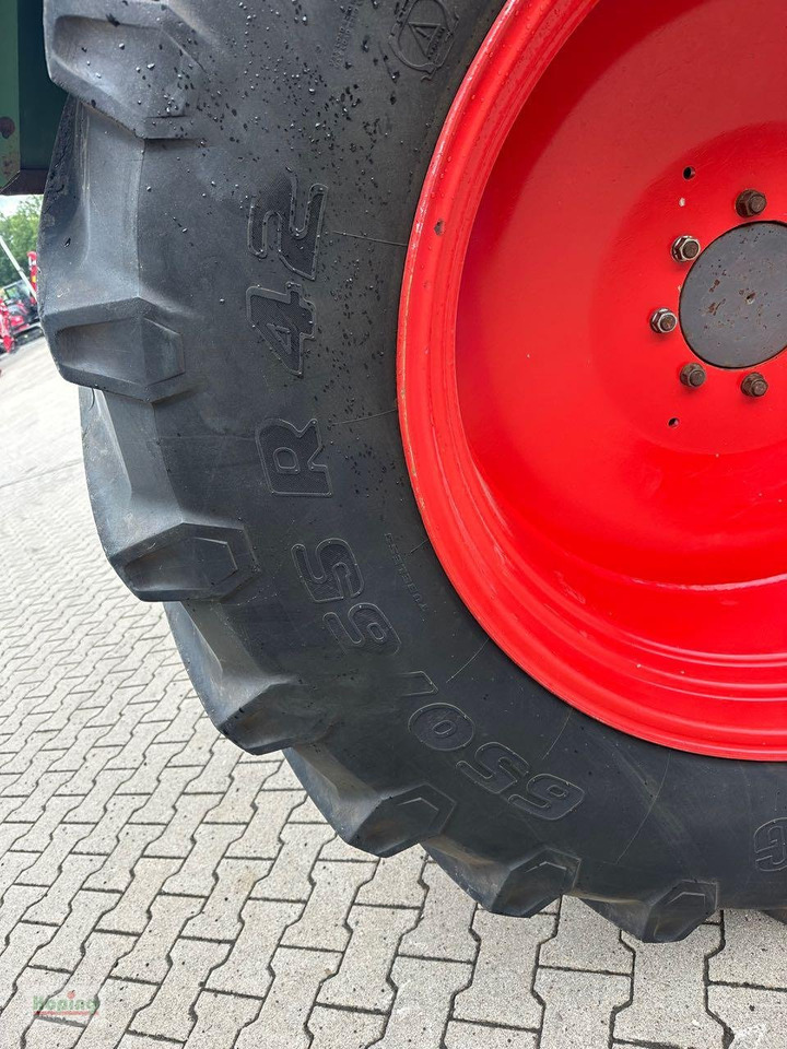 Tractor Fendt Favorit 614 LSA Turbomatik: foto 8 Tractor Fendt Favorit 614 LSA Turbomatik: foto 8