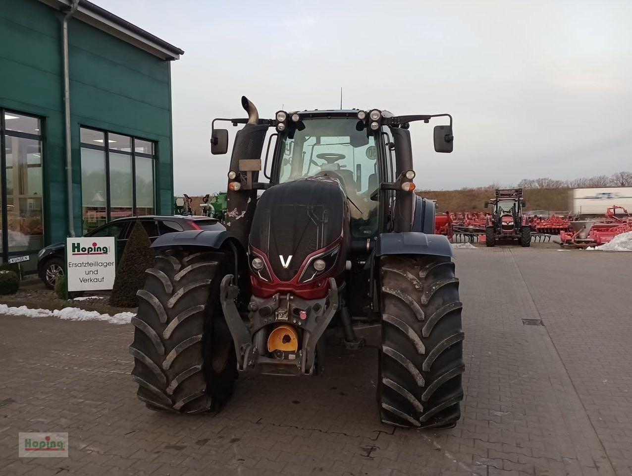 Valtra T 154 V - Tractor: foto 2 Valtra T 154 V - Tractor: foto 2