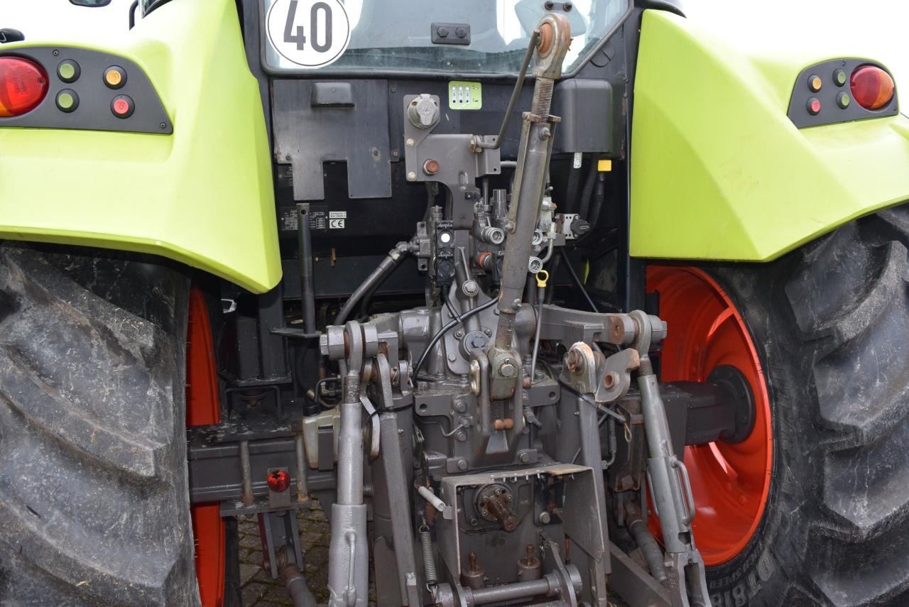 CLAAS Arion 420 CIS - Tractor: foto 5 CLAAS Arion 420 CIS - Tractor: foto 5