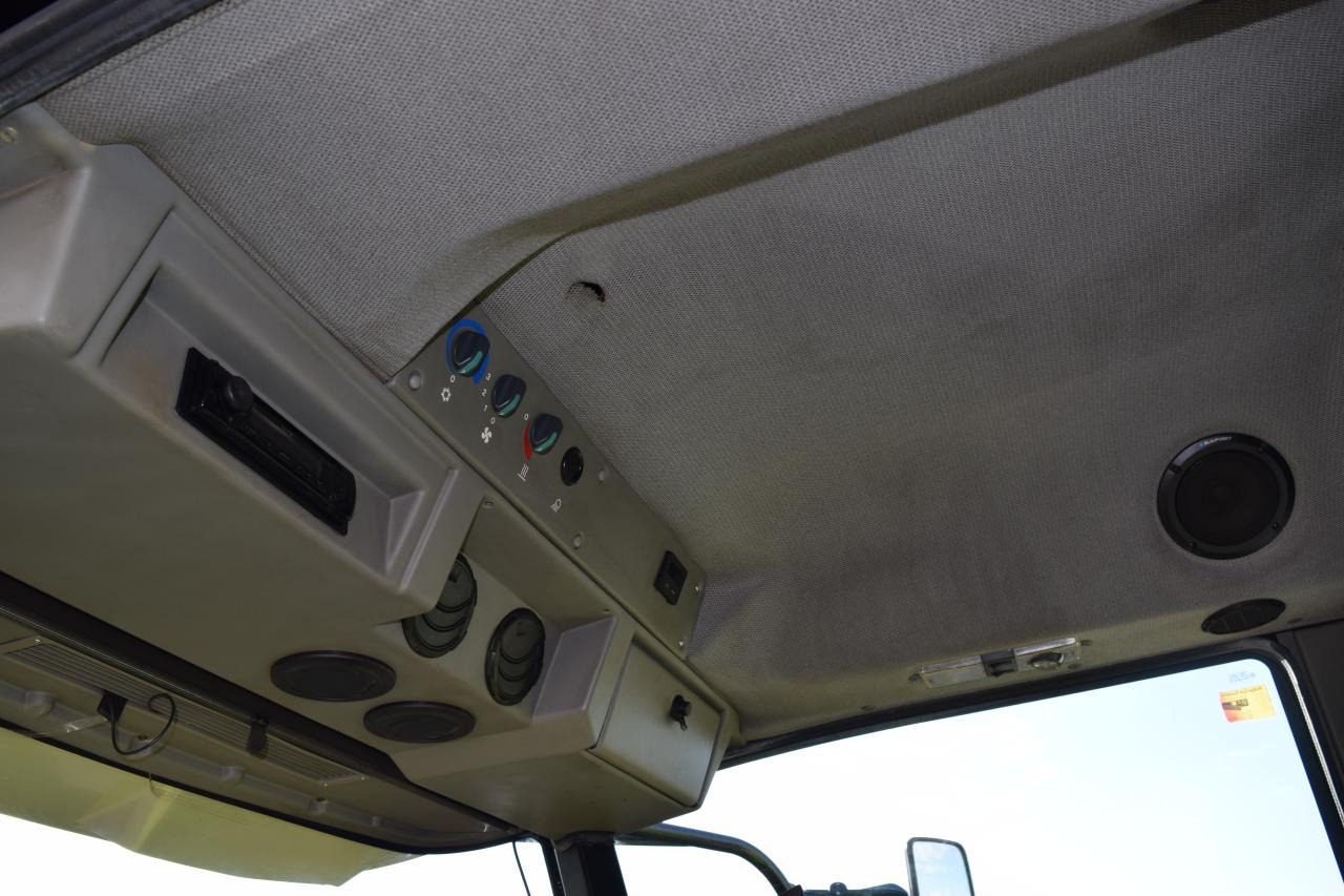 Cosechadora de granos CLAAS Dominator 203 Mega: foto 9 Cosechadora de granos CLAAS Dominator 203 Mega: foto 9