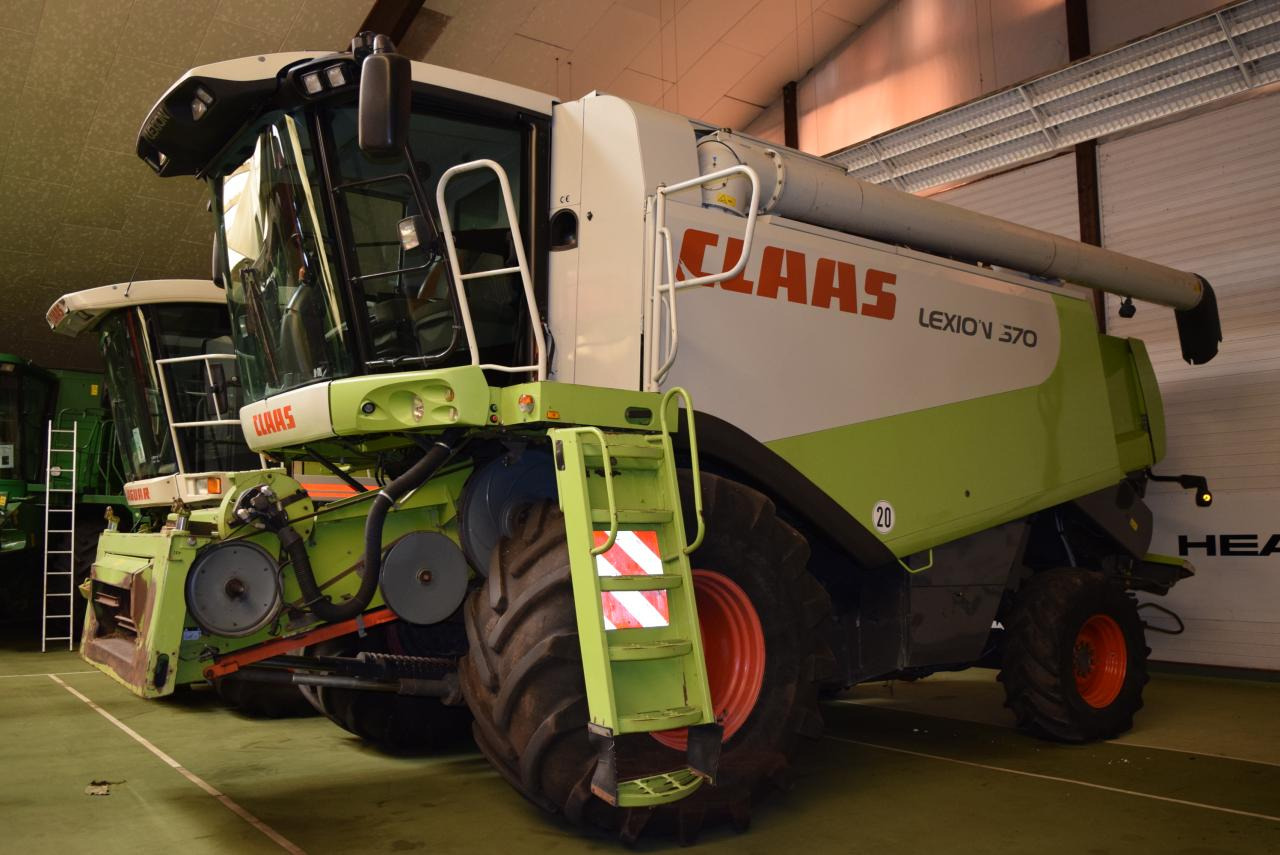 CLAAS Lexion 570 - Cosechadora de granos: foto 1 CLAAS Lexion 570 - Cosechadora de granos: foto 1