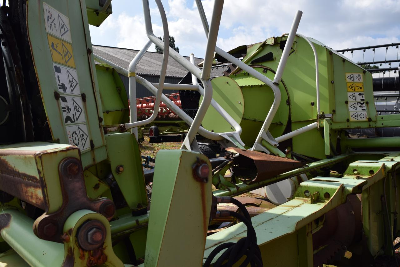 CLAAS RU 600 - Cabezal de maíz: foto 3 CLAAS RU 600 - Cabezal de maíz: foto 3