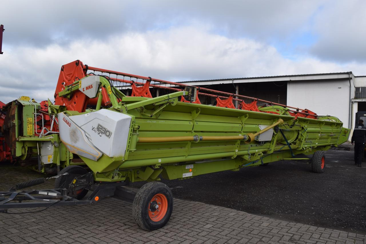 CLAAS V 1230 Vario *Schneidwerk* - Cabezal de grano: foto 1 CLAAS V 1230 Vario *Schneidwerk* - Cabezal de grano: foto 1