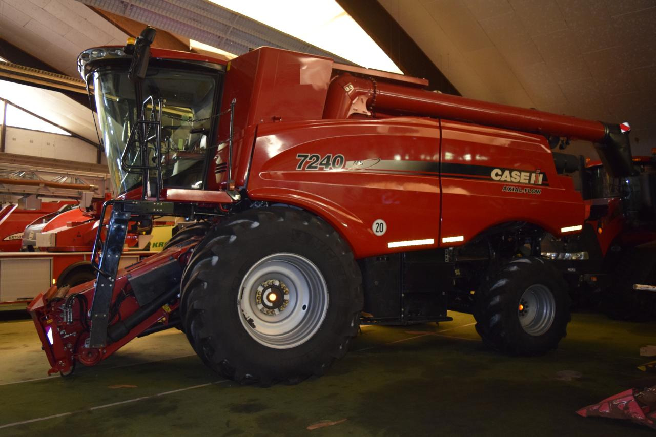Case-IH 7240 Axial Flow - Cosechadora de granos: foto 1 Case-IH 7240 Axial Flow - Cosechadora de granos: foto 1