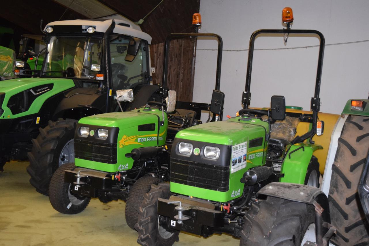 Tractor zancudo nuevo INDO 1026e  Klein-/Schmalspurtraktor: foto 10