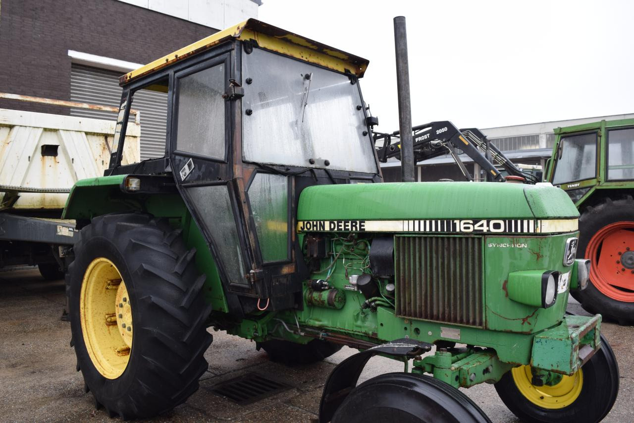 John Deere 1640 - Tractor: foto 3 John Deere 1640 - Tractor: foto 3