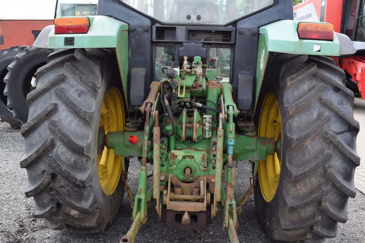 Tractor John Deere 6100: foto 8