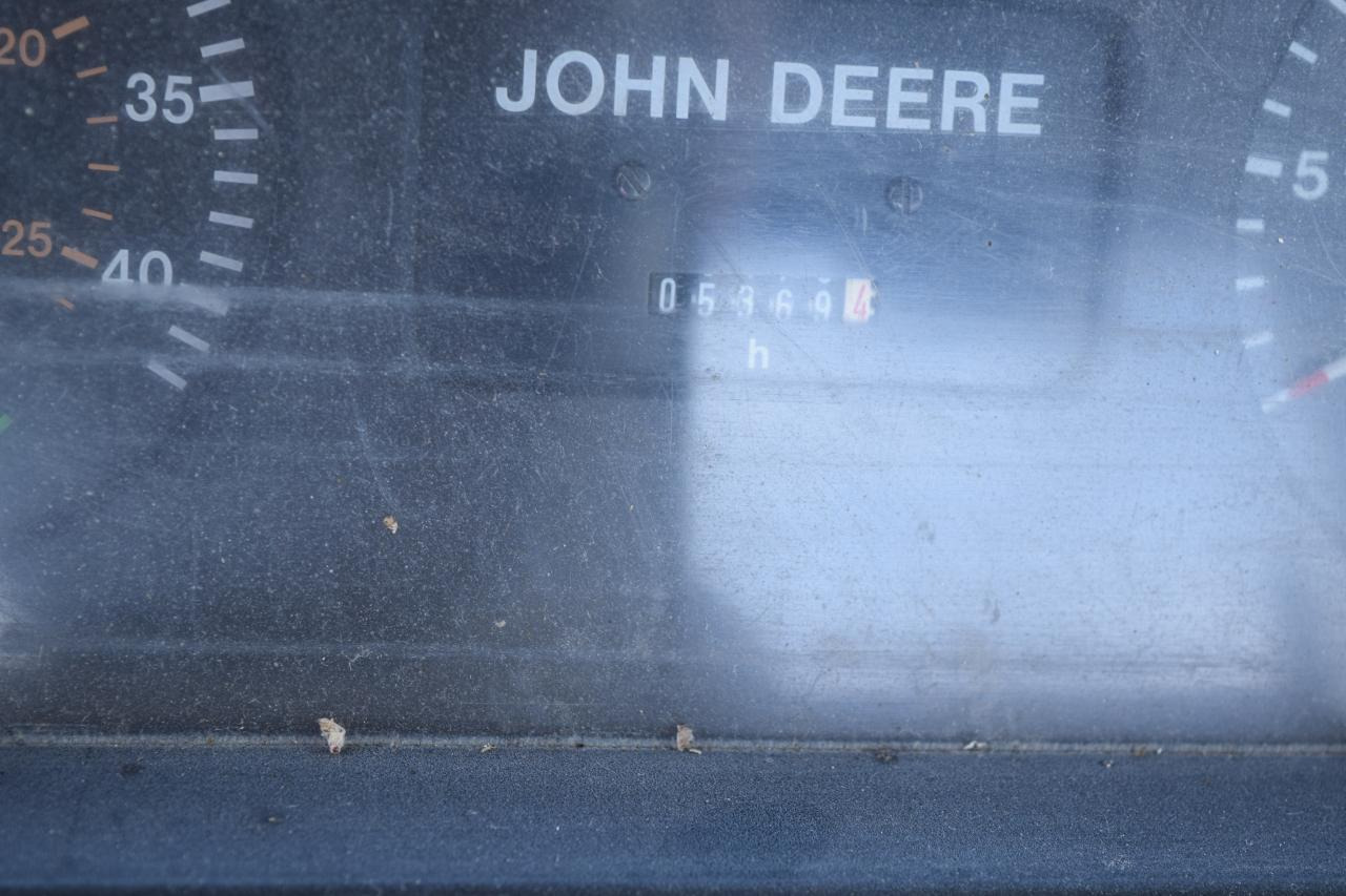 Tractor John Deere 6100: foto 12