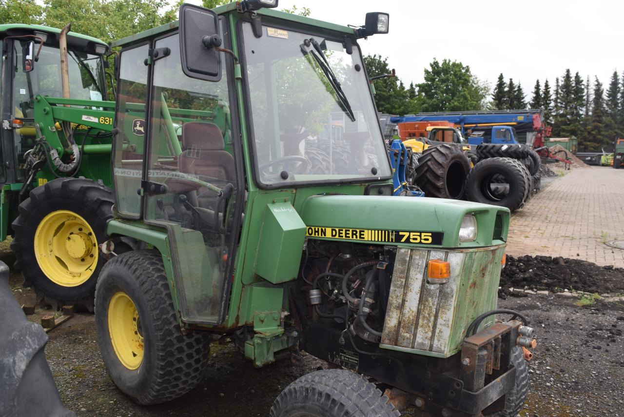 John Deere 755 - Tractor: foto 4 John Deere 755 - Tractor: foto 4